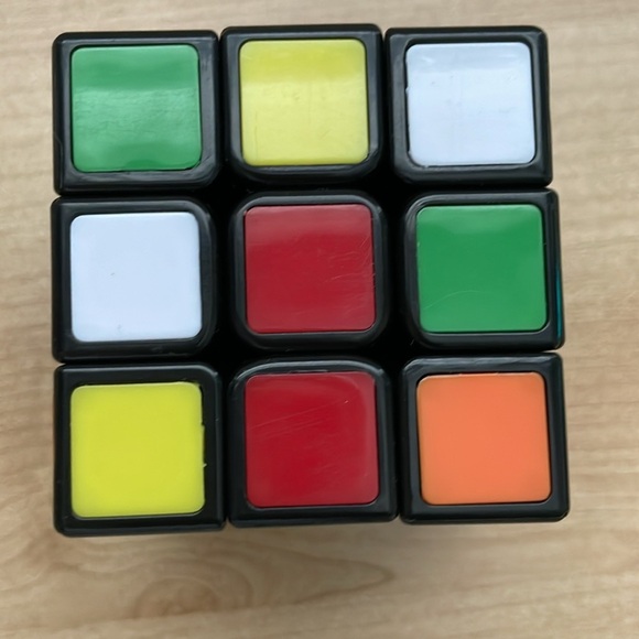 Rubiks Cube - Picture 6 of 7
